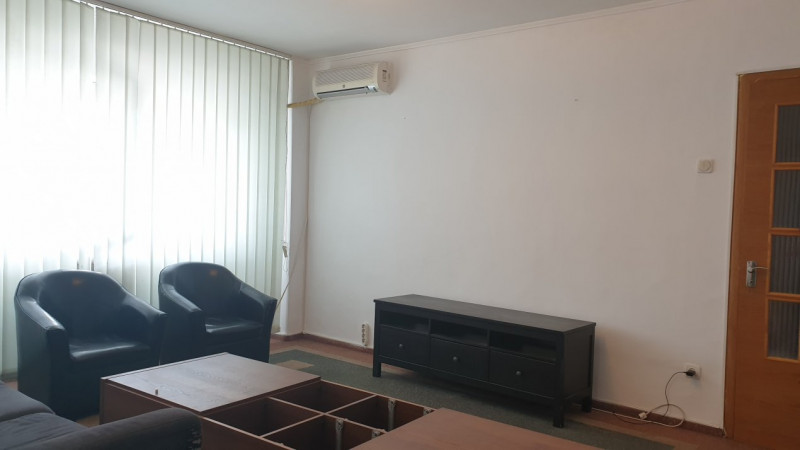 In curand la vanzare! 2 camere Mircea Voda - Nerva Traian, Metrou Timpuri Noi