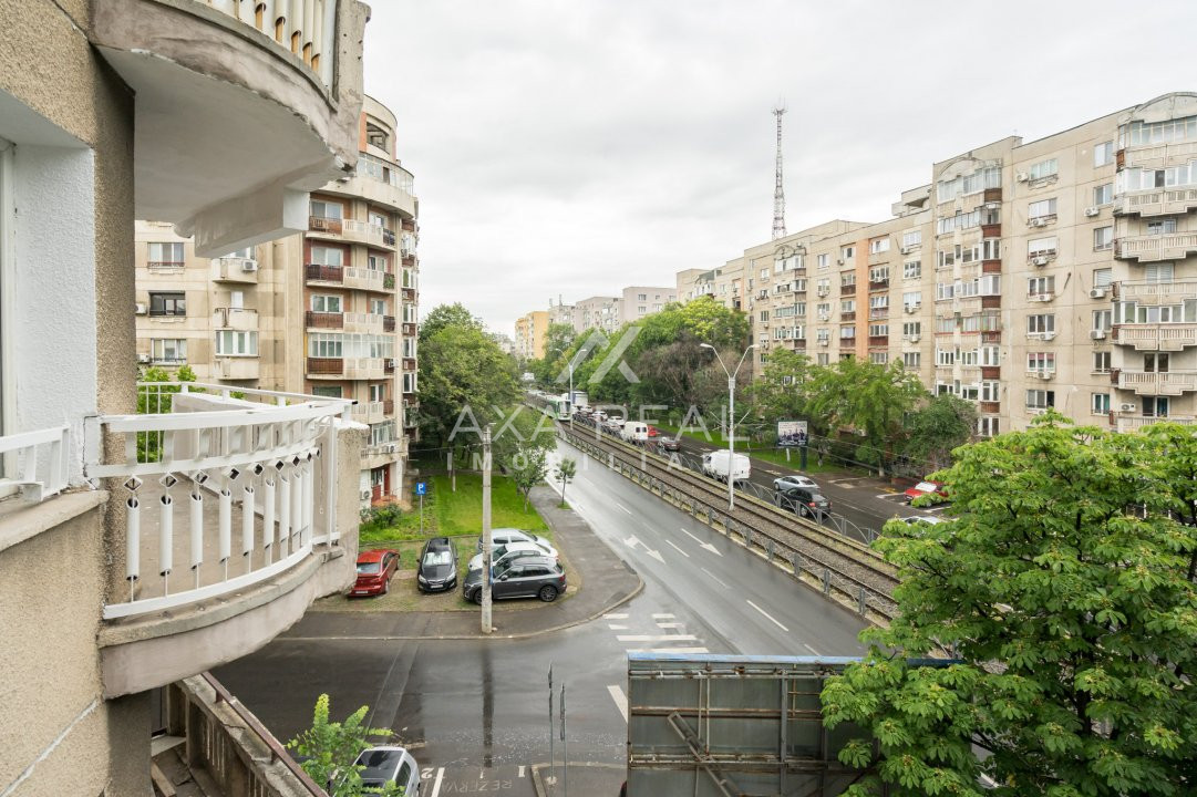 Garsoniera luminoasa de vânzare pe Bd. Virtutii - la 10 min de metrou