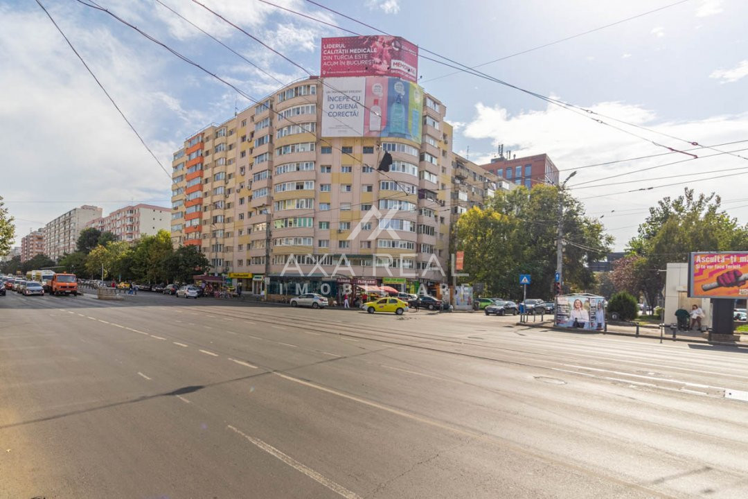 Apartament cu 4 camere - metrou Ștefan cel Mare