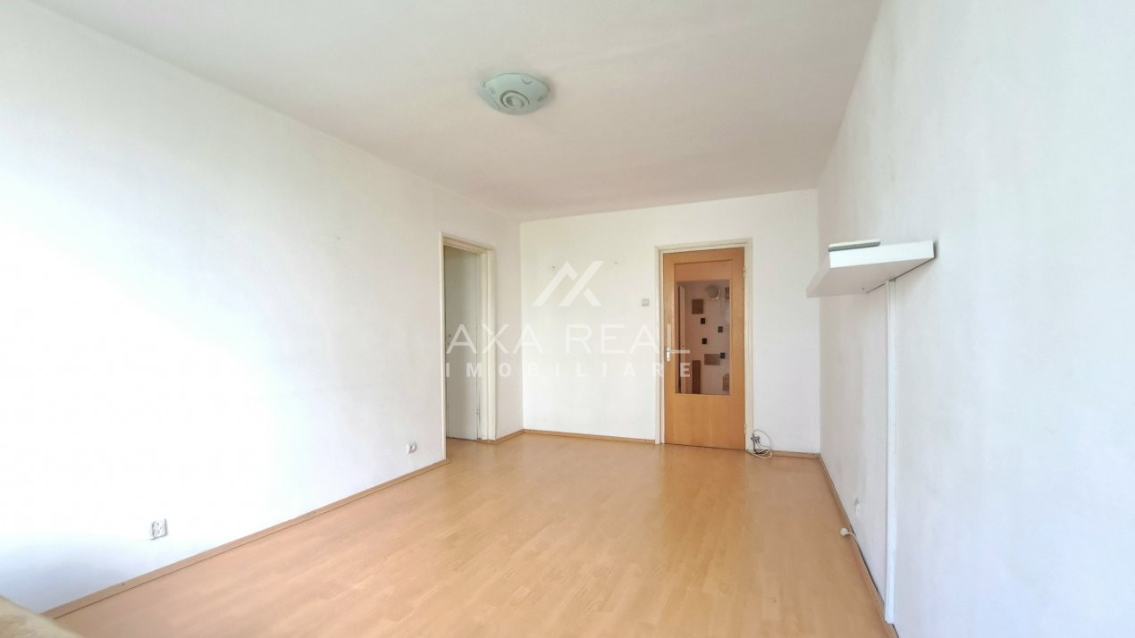 De vanzare I 3 camere | Eminescu – Moșilor | 2 băi | Bloc 1980 I 