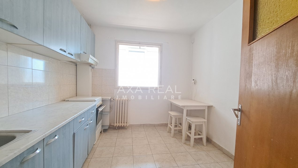 De vanzare I 3 camere | Eminescu – Moșilor | 2 băi | Bloc 1980 I 