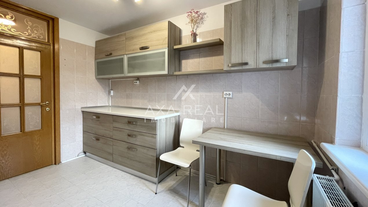 De vanzare 4 camere: spațiu, lumină și intimitate - central: Decebal
