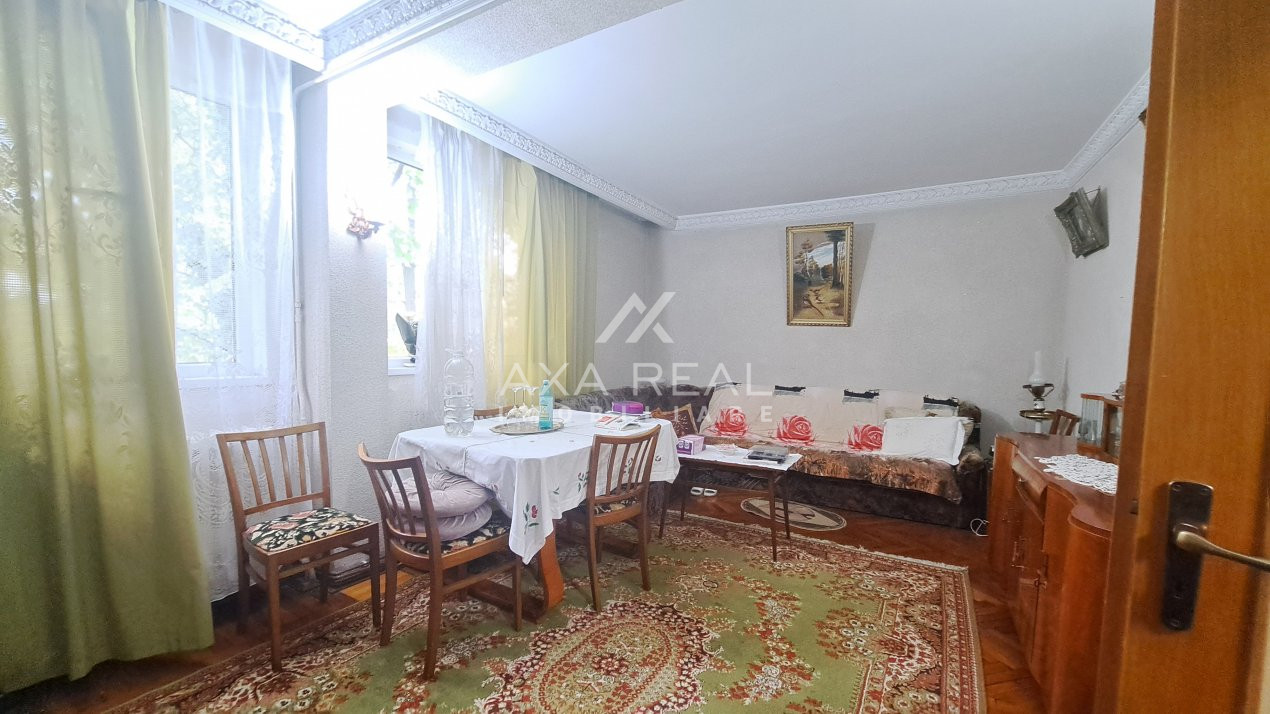 De vanzare I 3 camere I Titan - Minis I centrala termica I