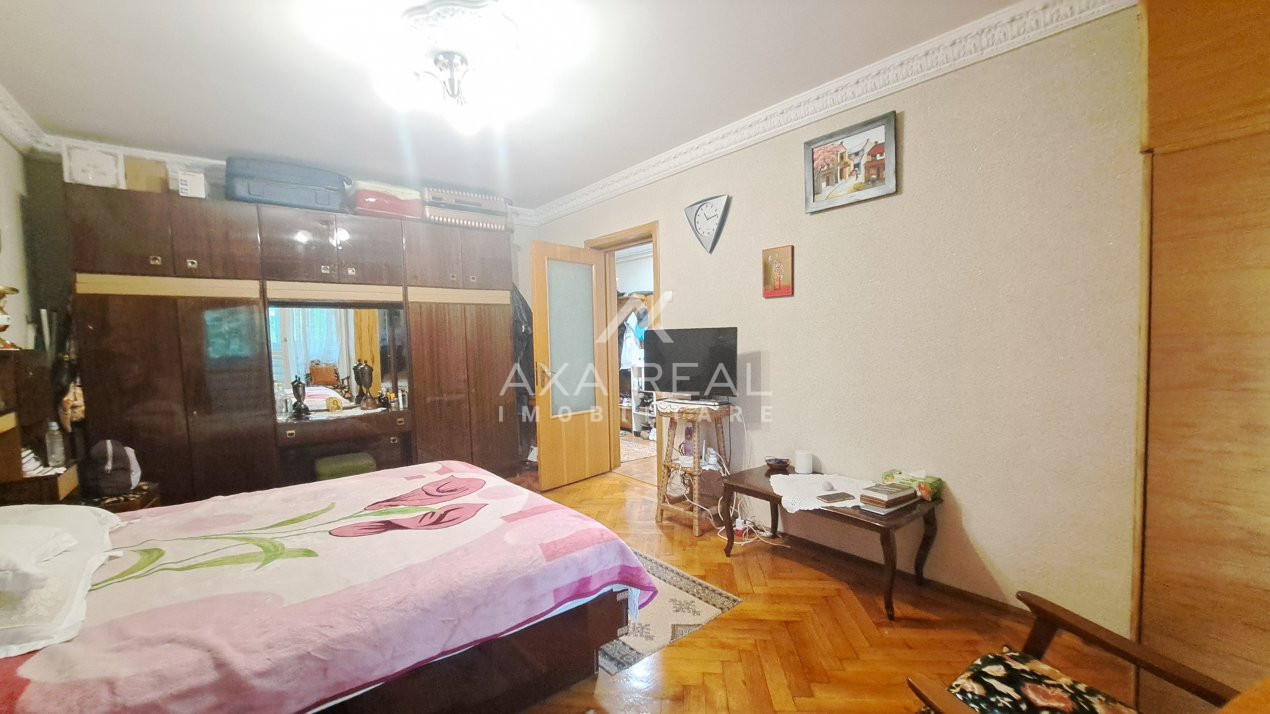 De vanzare I 3 camere I Titan - Minis I centrala termica I
