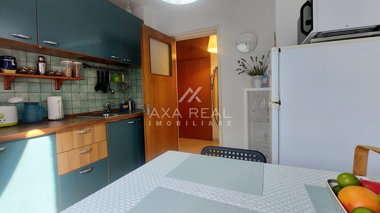 De vanzare apartament cochet 3 camere - Obor, etaj 3, acces metrou imediat
