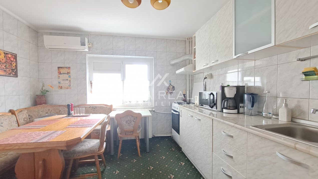 De vanzare I 3 camere Nerva Traian - adiacent I et. 7 I Decomandat I