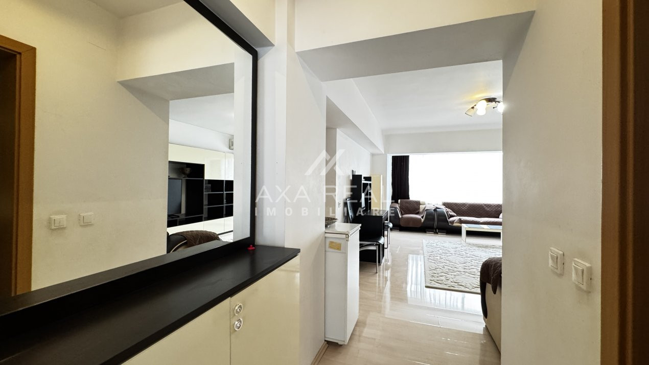 De vanzare 3 camere | Bd. Decebal | Etaj 2/8 | 92 mp | 2 băi 