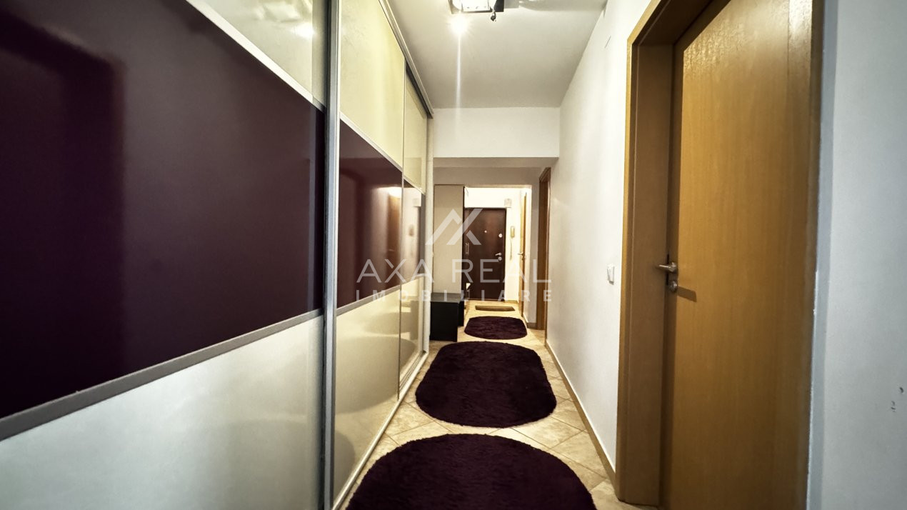 De vanzare 3 camere | Bd. Decebal | Etaj 2/8 | 92 mp | 2 băi 