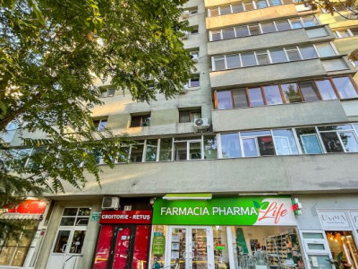 Bd. Basarabia 3 cam,decomandat,etaj 1,bloc reabilitat,an 1983