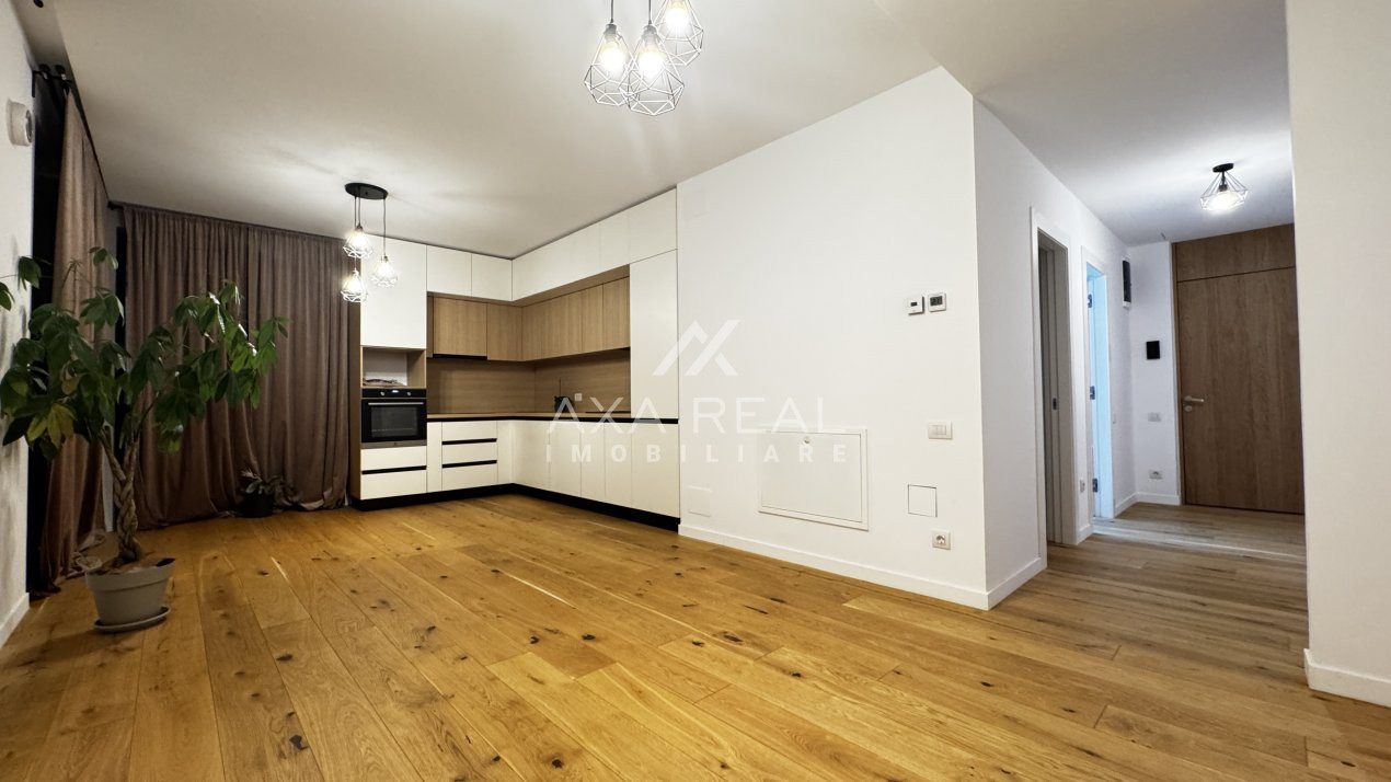 De închiriere 2 camere cu grădină în Amber Forest