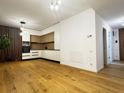 De închiriere 2 camere cu grădină în Amber Forest