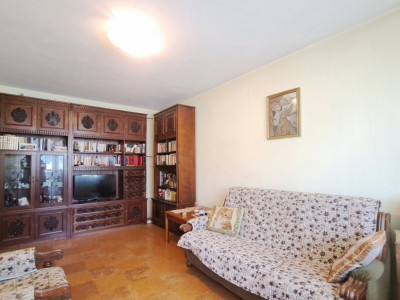 De vanzare - 3 camre Tineretului - metrou, parc, decomandat