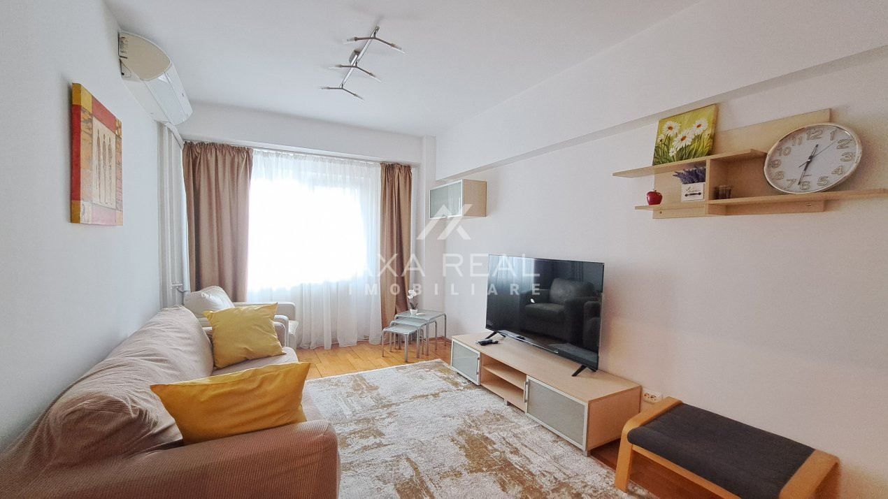 Inchiriere 4 camere Tei - Deleni, et. 7, decomandat