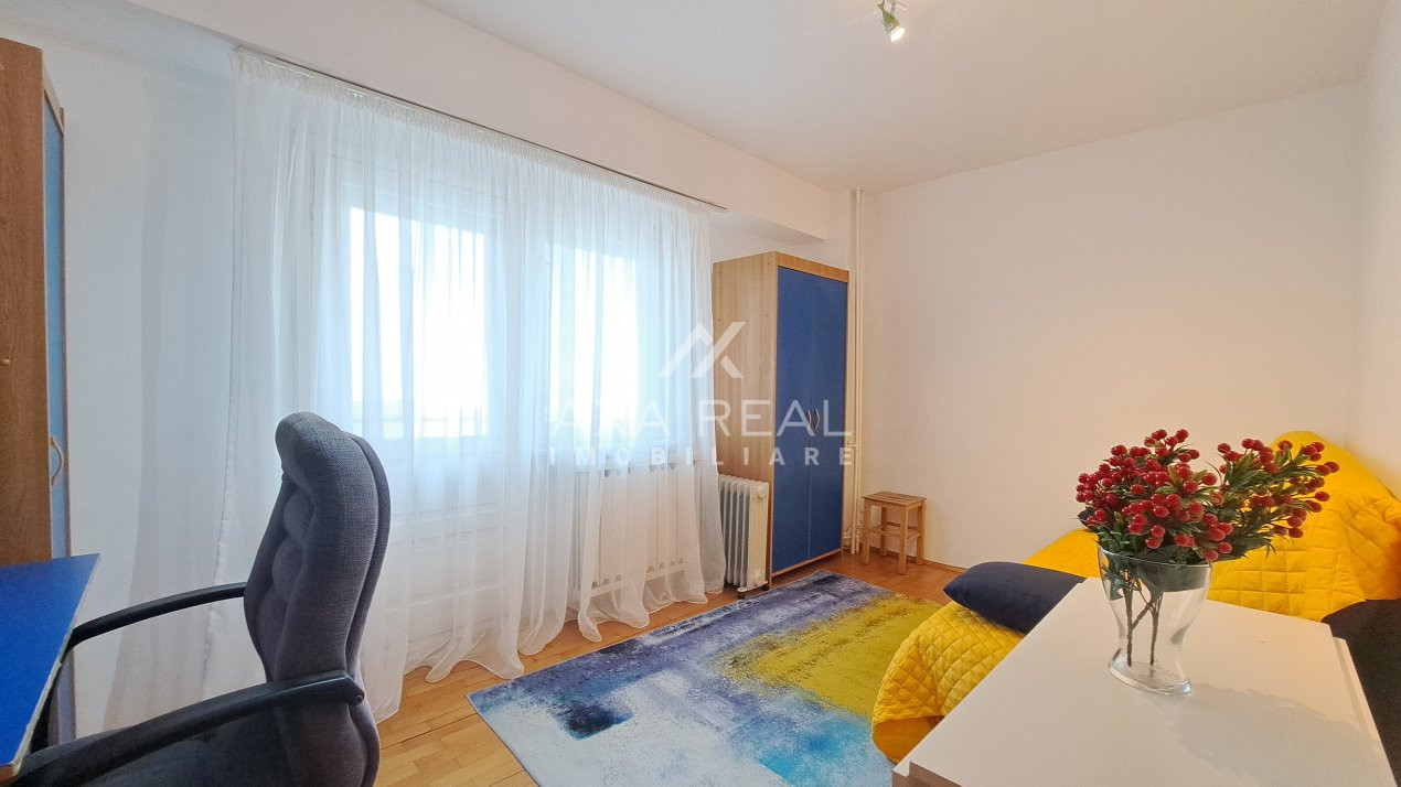 Inchiriere 4 camere Tei - Deleni, et. 7, decomandat