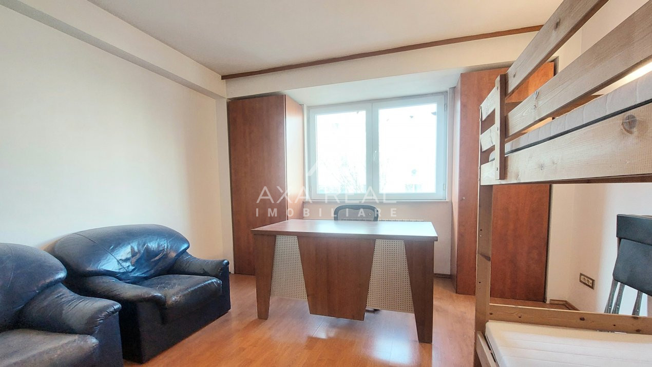 Ap. 3 camere, 90 mp, GARAJ propriu, Cernauti - bl. ANL, COMISION 0%