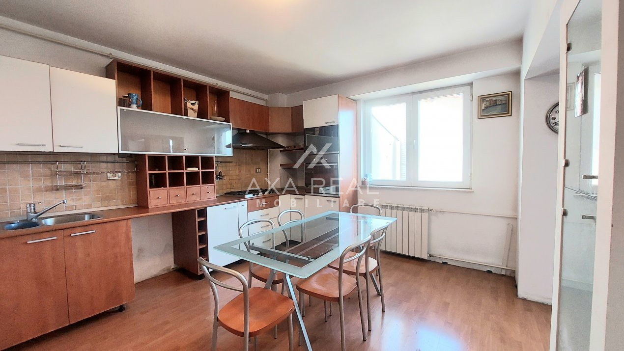 Ap. 3 camere, 90 mp, GARAJ propriu, Cernauti - bl. ANL, COMISION 0%