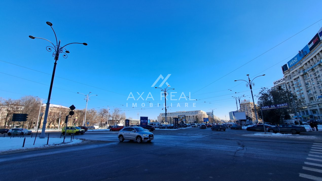 In curand la vanzare! 2 camere P.ta Victoriei et. 1