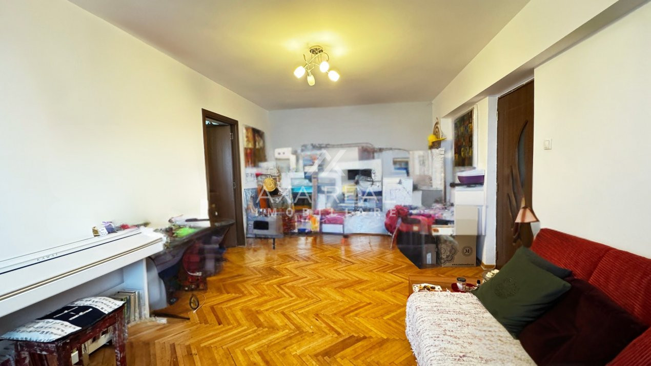 De vânzare 2 camere Bd.Unirii - Pța Alba Iulia. Oportunitate!