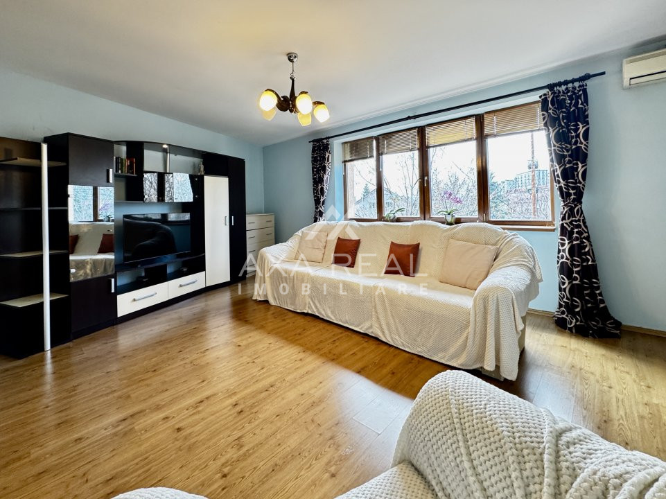 Apartament 2 camere de vânzare - 86 mp… cu simțul umorului și loc de depozitare