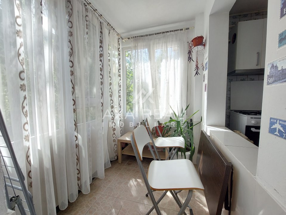 3 camere | decomandat | 5 min metrou 1 Decembrie | COMISION 0%