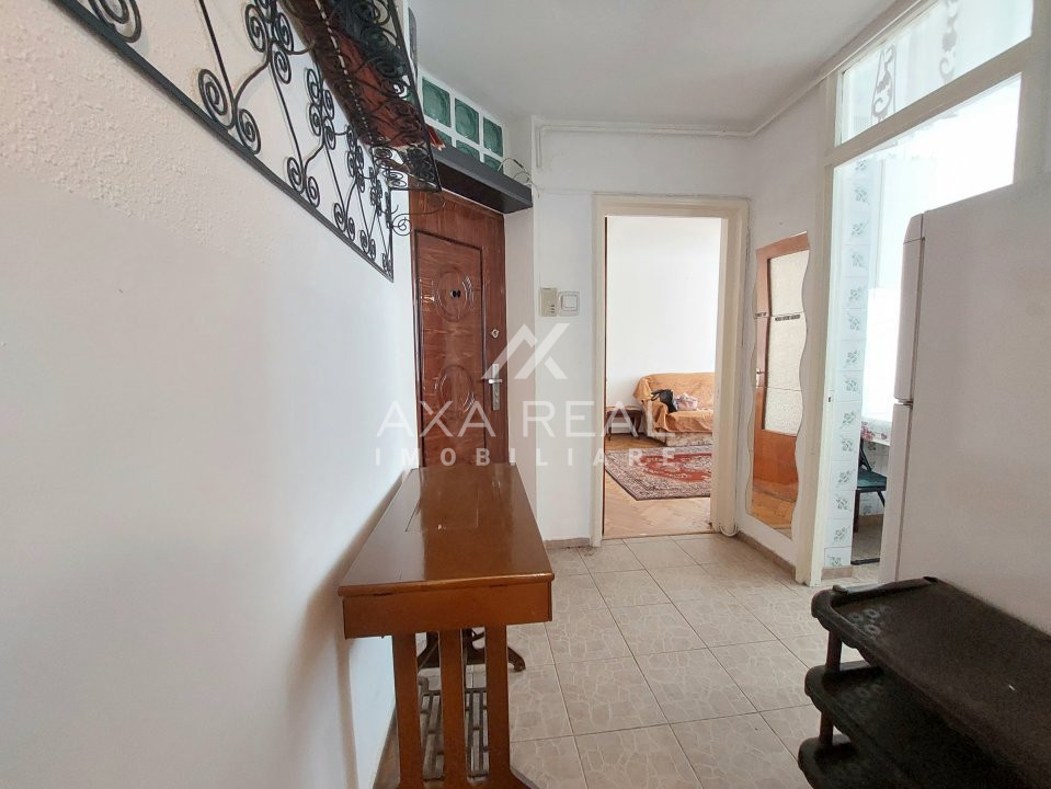 3 camere | decomandat | 5 min metrou 1 Decembrie | COMISION 0%