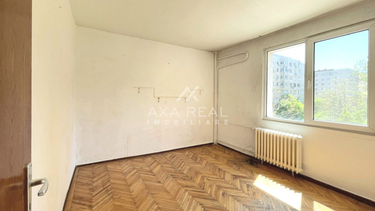 3 camere | decomandat | 5 min metrou 1 Decembrie | COMISION 0%