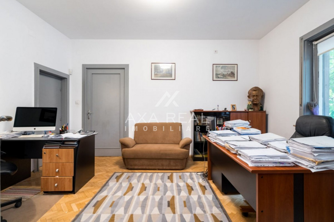 Apartament 3 camere pentru investiție 