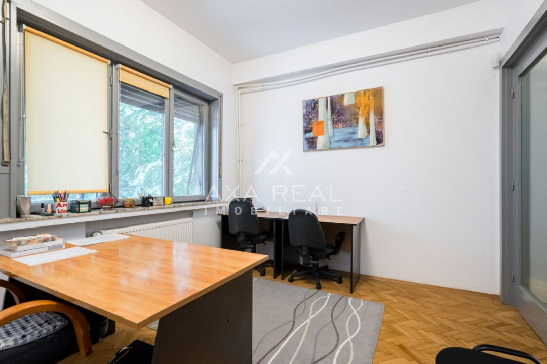 Apartament 3 camere pentru investiție 