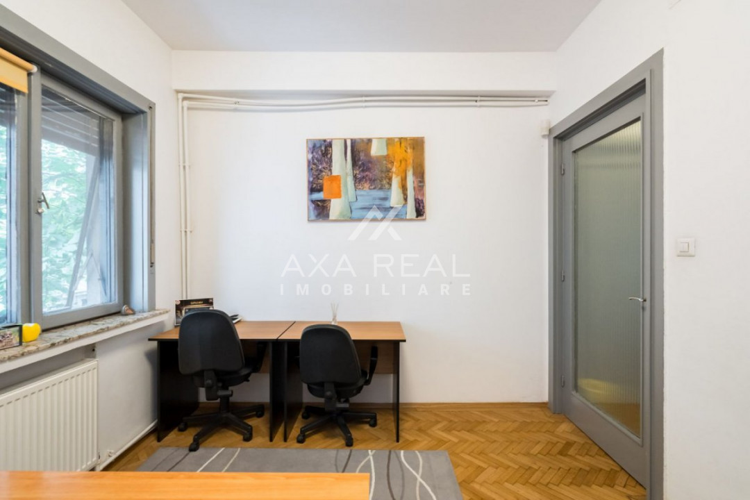 Apartament 3 camere pentru investiție 