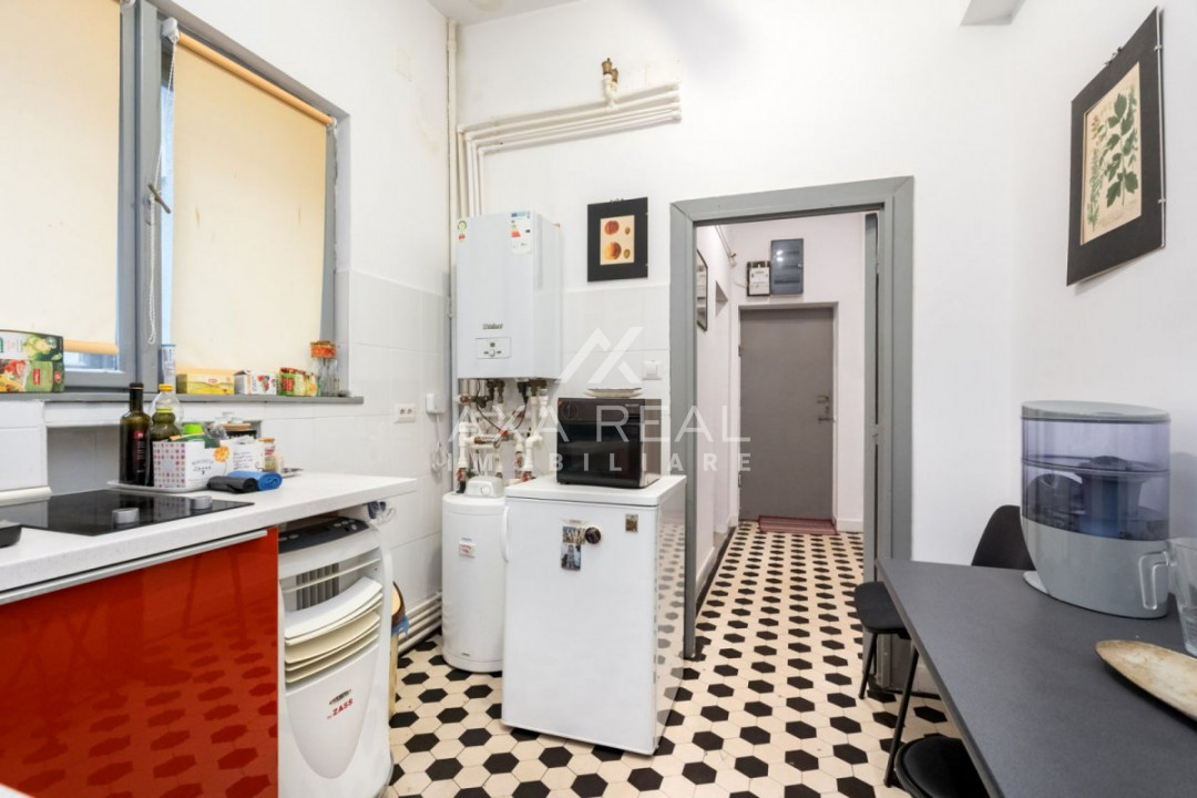 Apartament 3 camere pentru investiție 