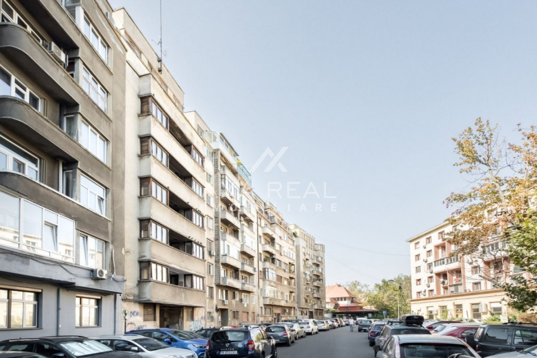 Apartament 3 camere pentru investiție 