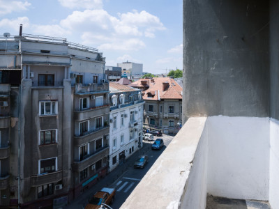 Garsoniera cu aer interbelic Batistei,  et. 4. Centrala