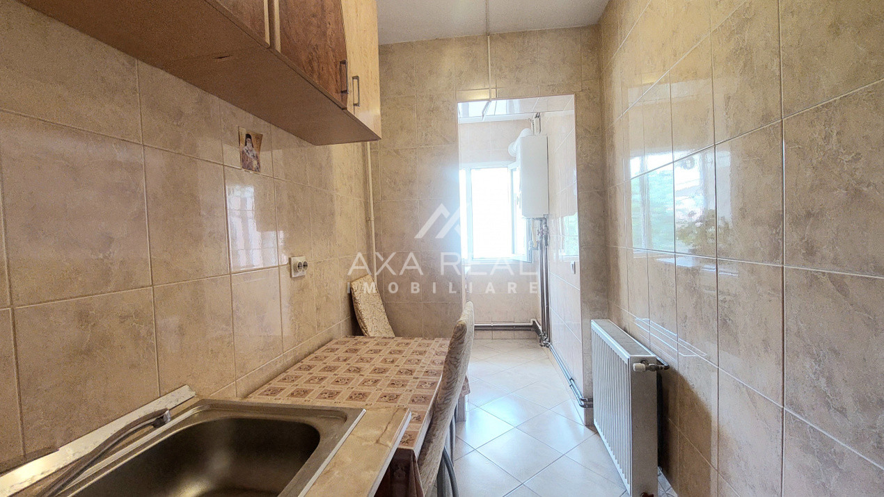 Garsonieră gata de mutare | Centrală proprie | Etaj 3 | Vitan