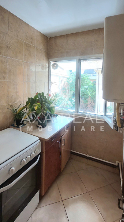 Garsonieră gata de mutare | Centrală proprie | Etaj 3 | Vitan