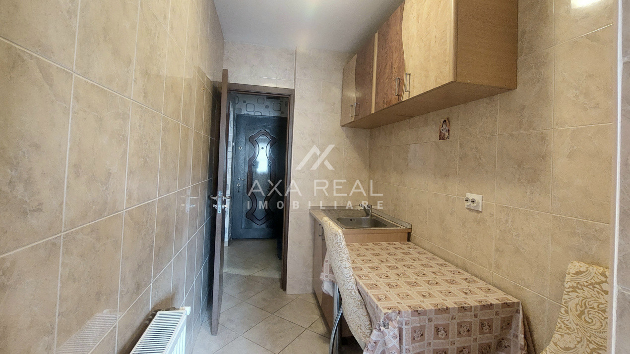 Garsonieră gata de mutare | Centrală proprie | Etaj 3 | Vitan