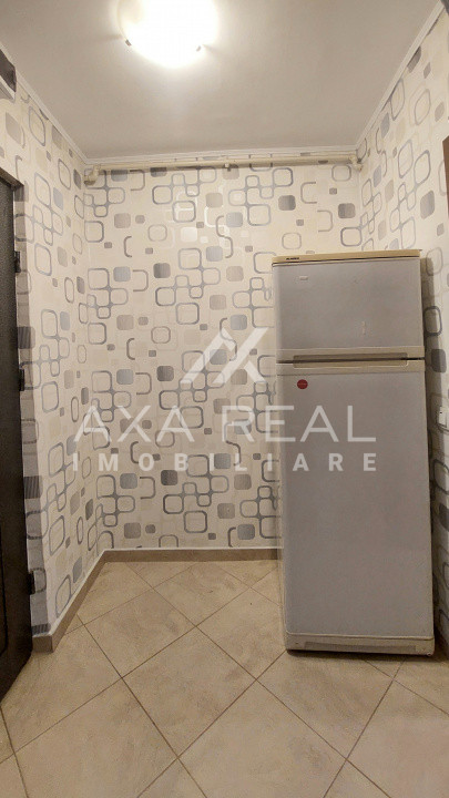 Garsonieră gata de mutare | Centrală proprie | Etaj 3 | Vitan