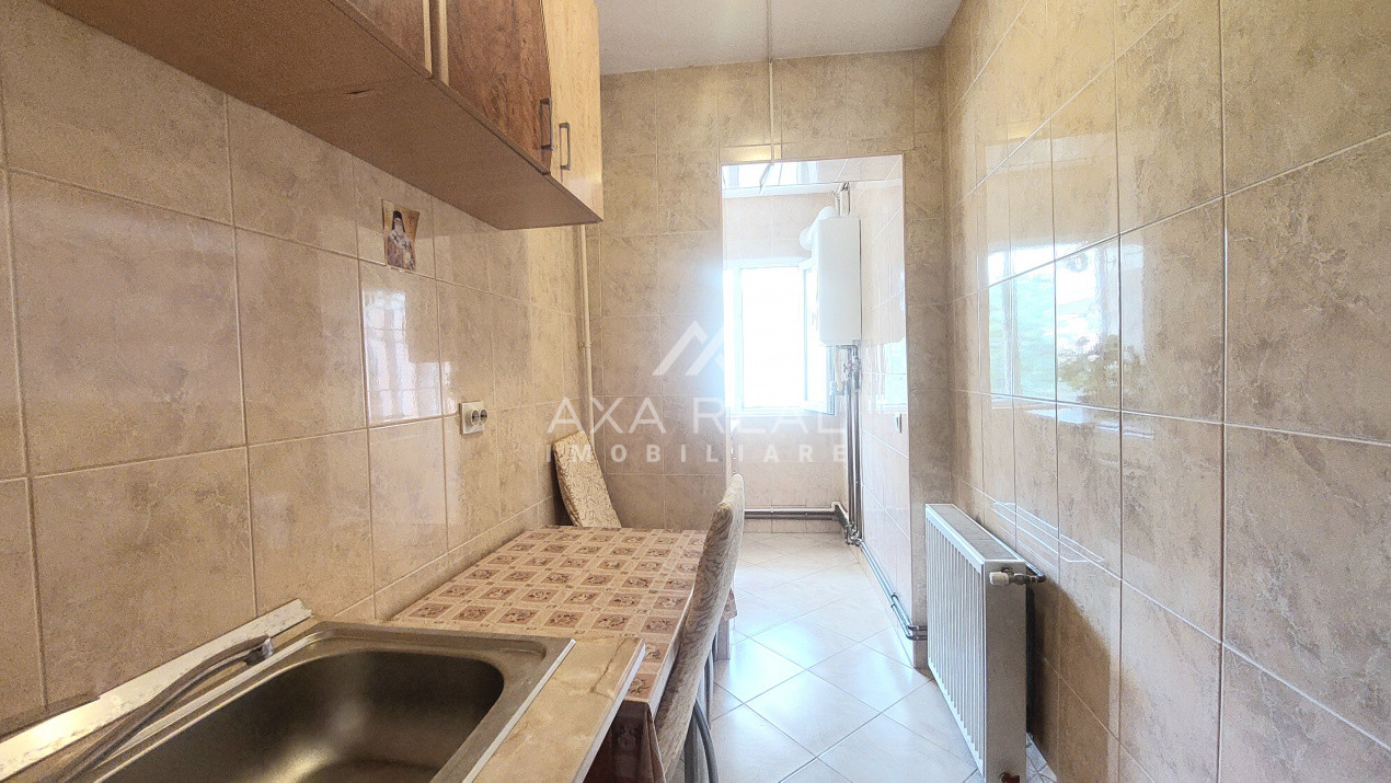 Garsonieră gata de mutare | Centrală proprie | Etaj 3 | Vitan