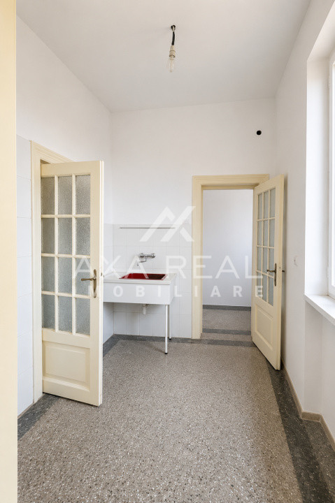 Apartamentul din turnul cu glorietă — Calea Victoriei nr. 2