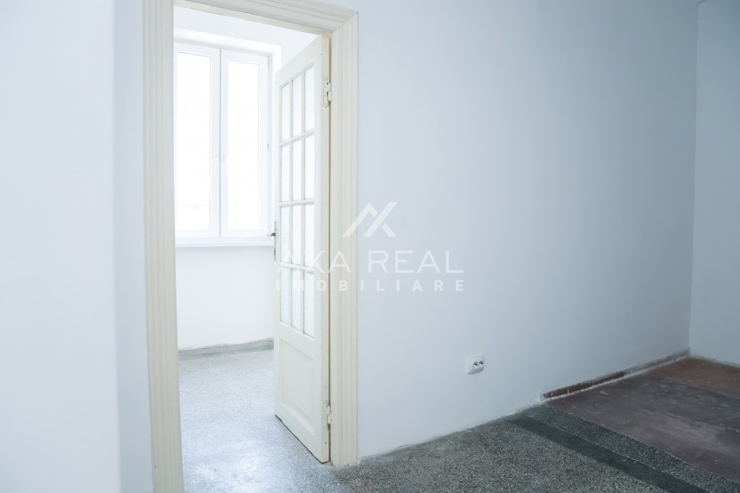 Apartamentul din turnul cu glorietă — Calea Victoriei nr. 2