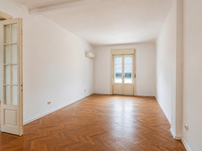 Apartamentul din turnul cu glorietă — Calea Victoriei nr. 2