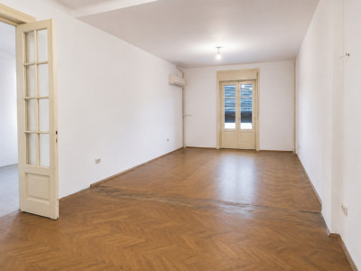 Apartamentul din turnul cu glorietă — Calea Victoriei nr. 2