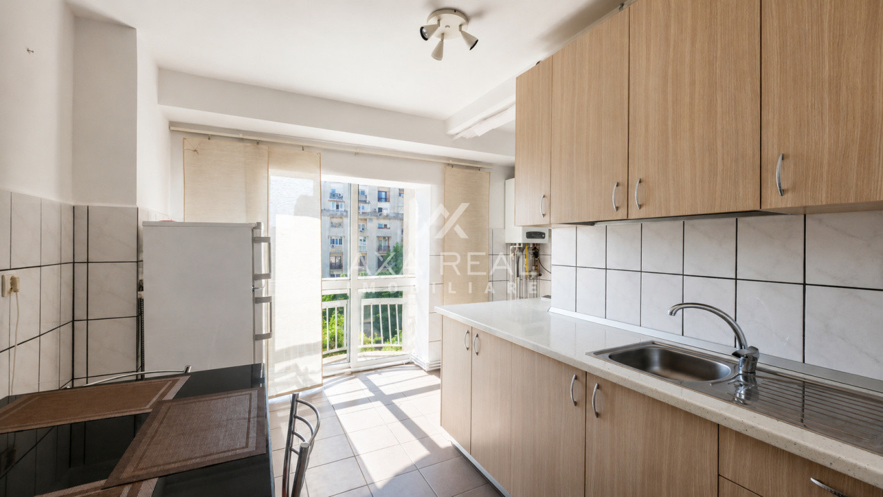Inchiriere 3 Camere Decebal - Alba Iulia, centrala, parcare