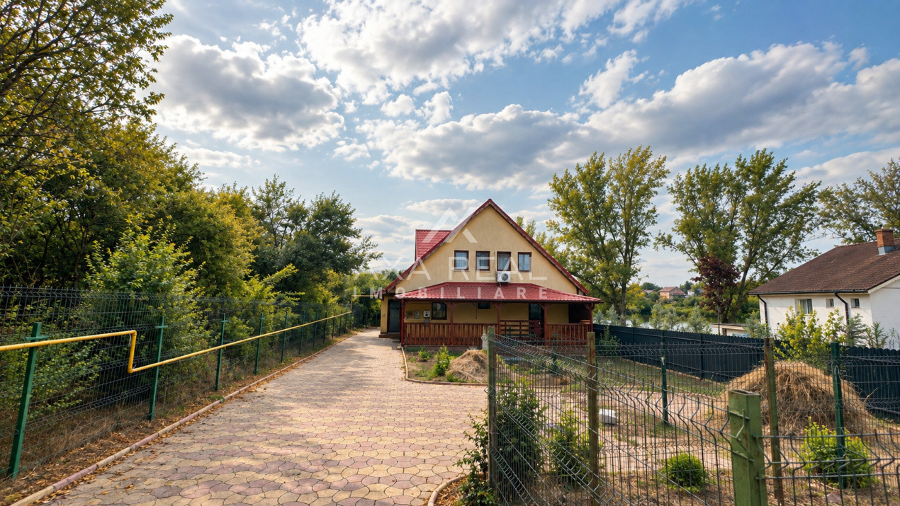 Casă de lemn pe malul lacului, Balotești — 7 camere