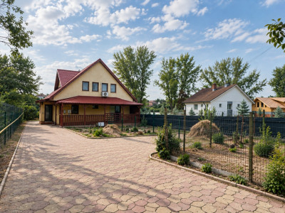 Casă de lemn pe malul lacului, Balotești — 7 camere